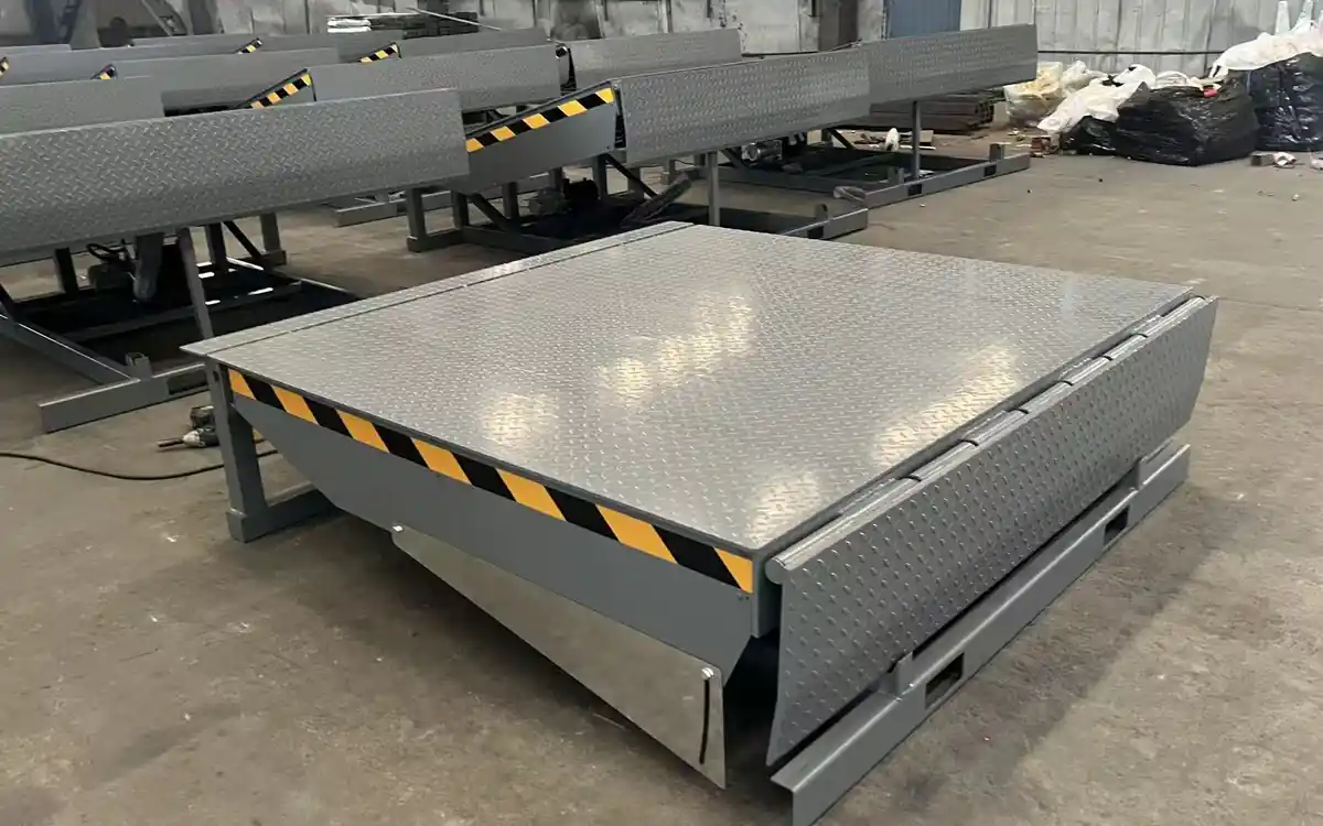 Stationary Dock Leveler main product image